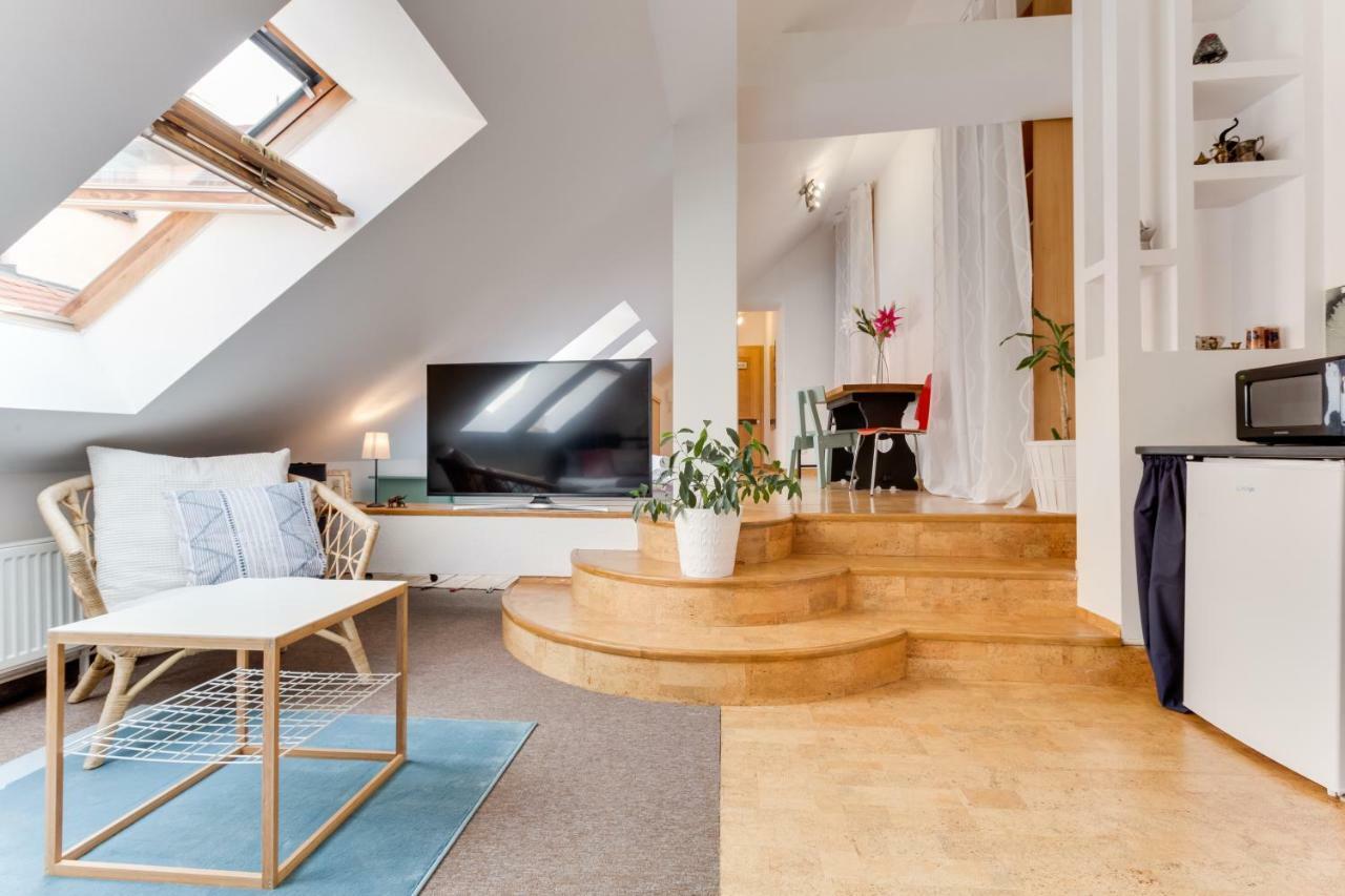 Apartmán Charles Bridge Loft Praha Exteriér fotografie