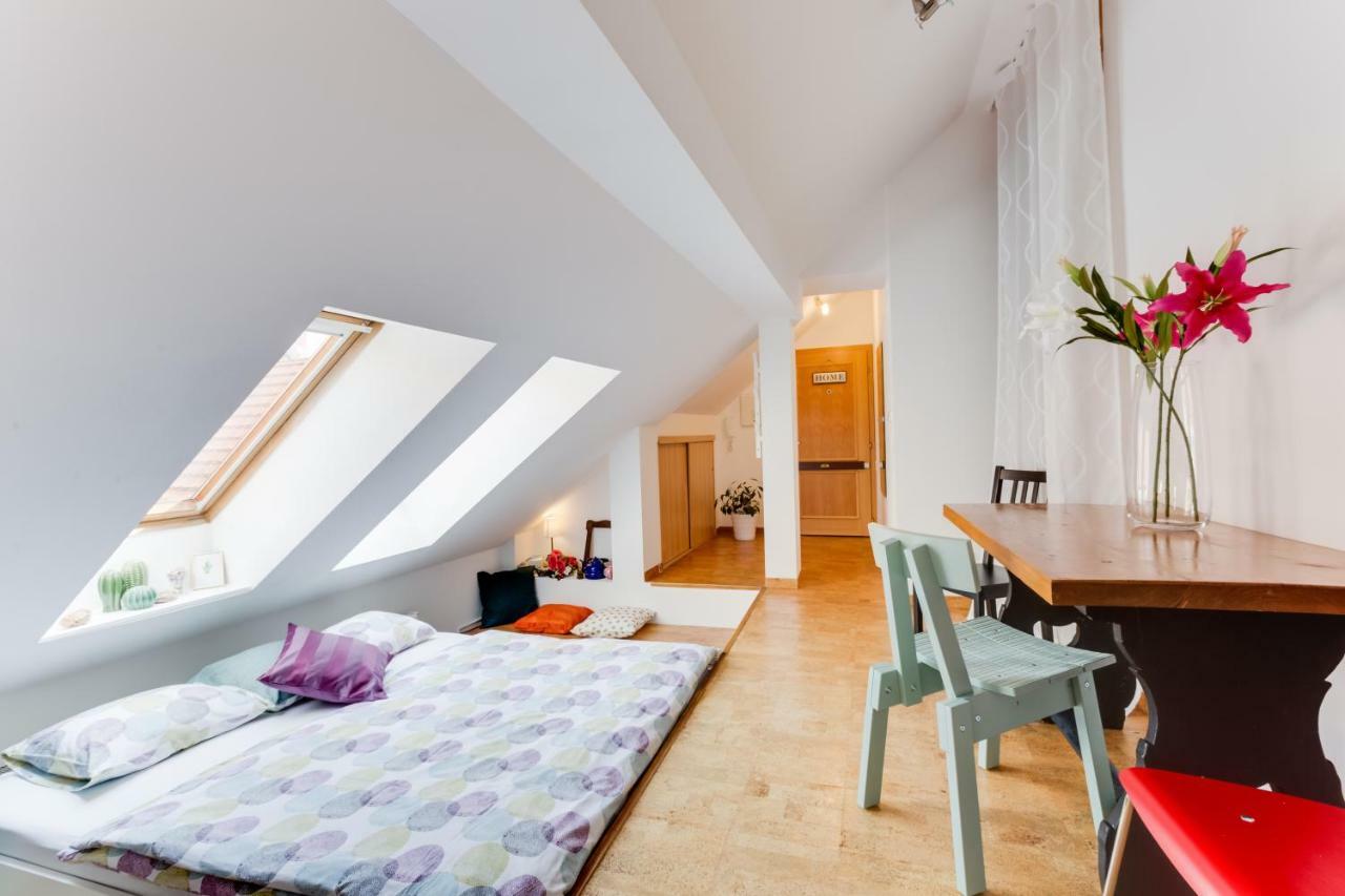 Apartmán Charles Bridge Loft Praha Exteriér fotografie